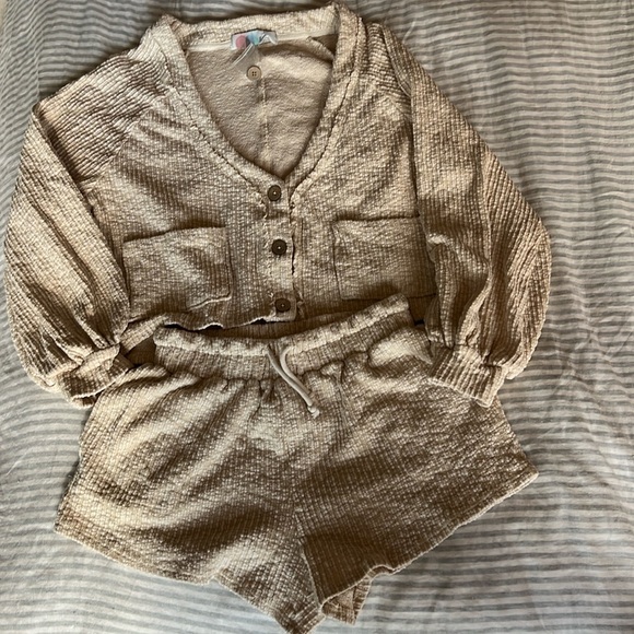 Free People Oasis Set - Picture 2 of 2